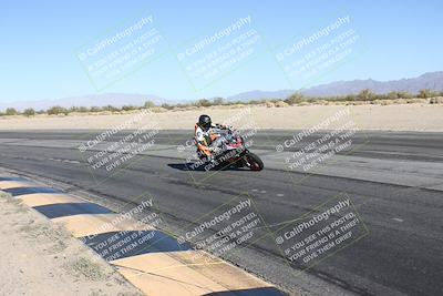 media/Dec-01-2025-Moto Forza (Mon) [[2daa91e15f]]/2-Intermediate Group/Session 4 (Turn 10 Inside)/